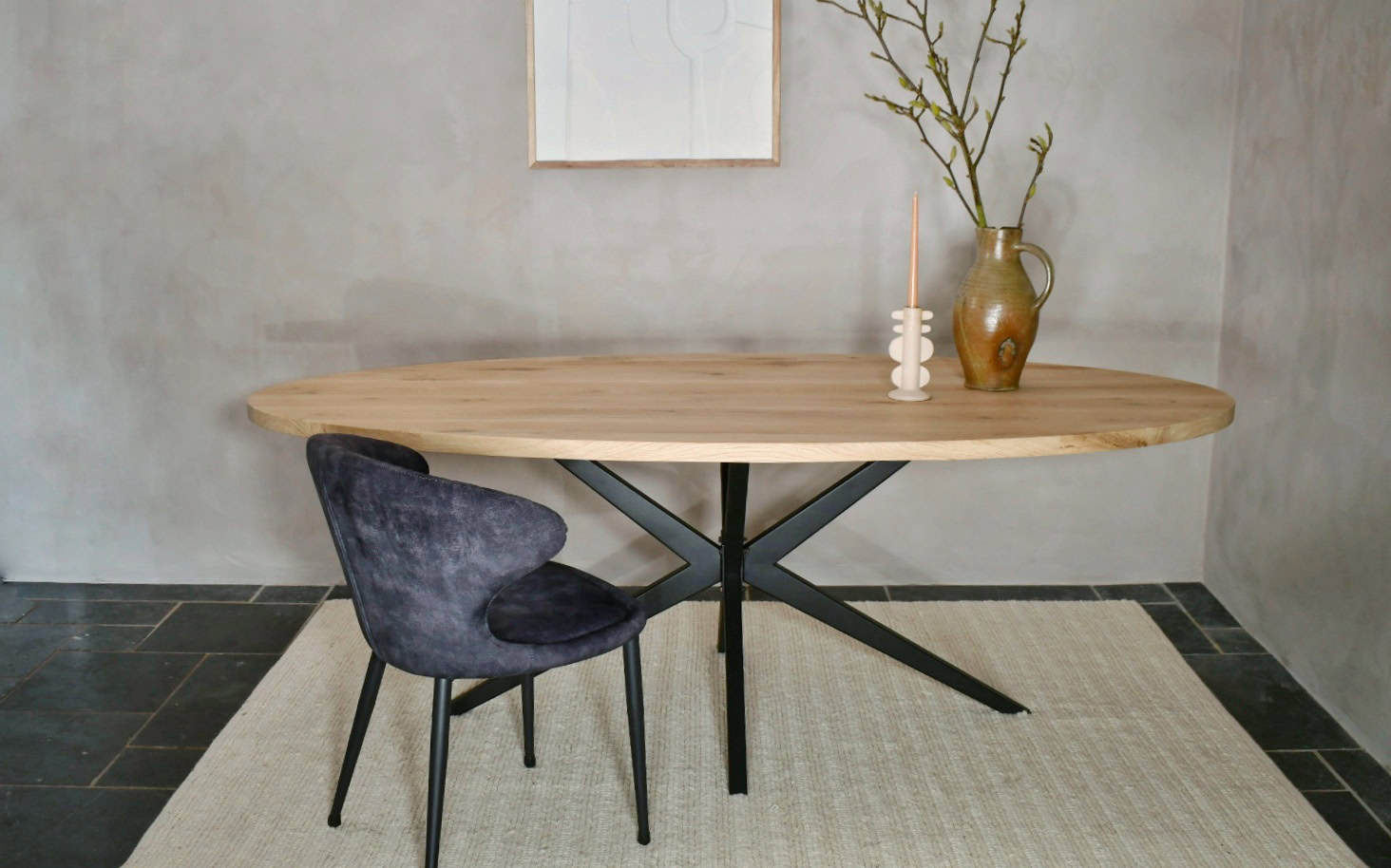 Ovale eiken tafel met Matrix Fantasy onderstel