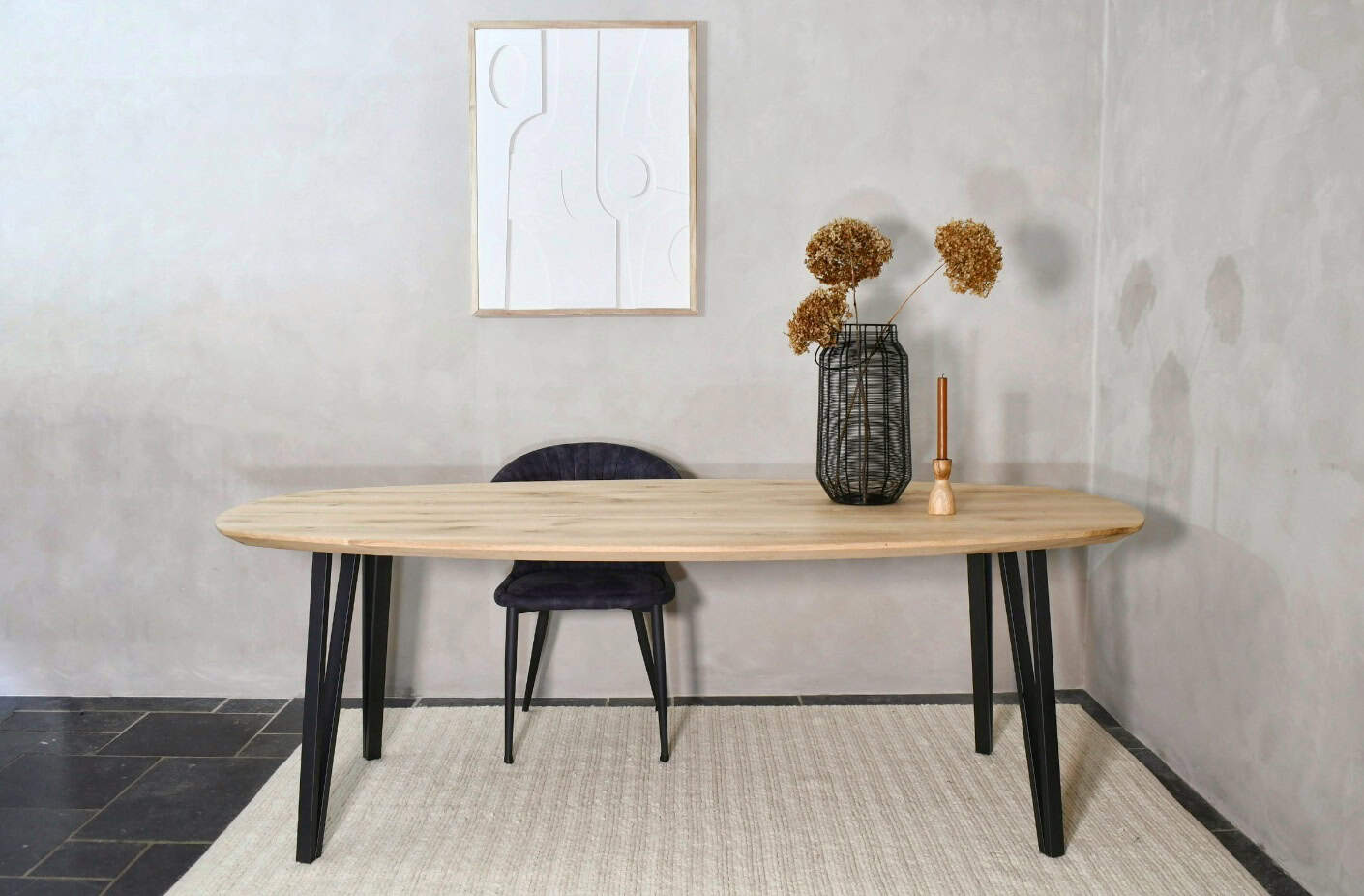 Deens ovale tafel met schuine Twin poten